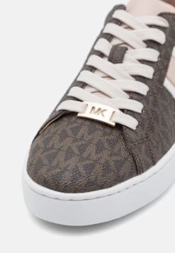 MICHAEL Michael Kors Irving Stripe Lace Up - Sneakers Laag - Soft Pink 15 MICHAEL Michael Kors Irving Stripe Lace Up - Sneakers Laag - Soft Pink -Farfetch Winkel 00e47bd02bca4b0e966f076d73a8e2fa