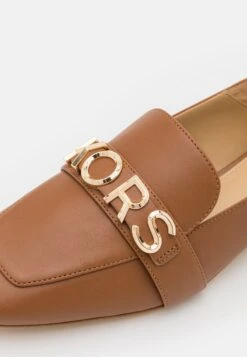 MICHAEL Michael Kors Madelyn Loafer - Instappers - Luggage -Farfetch Winkel 020a99dea945429abd5817c2fec7e81a