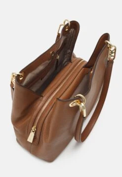 MICHAEL Michael Kors Kensington Tote - Handtas - Luggage -Farfetch Winkel 07feb0eb1736436bb49059c45cd227e5