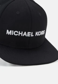 Michael Kors Classic Logo Hat Unisex - Pet - Black 13 Michael Kors Classic Logo Hat Unisex - Pet - Black -Farfetch Winkel 08947969d3b94a5a866802b1d26a9024