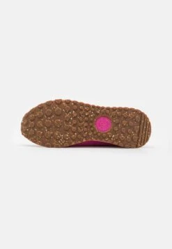MICHAEL Michael Kors Bodie Slip On - Sneakers Laag - Cerise -Farfetch Winkel 08b598e74b014cb18d31704adfe80afa