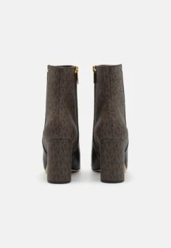 MICHAEL Michael Kors Perla Mid - Enkellaarsjes Met Hoge Hak - Black/Brown -Farfetch Winkel 09c6158c6d4f4e718830da1eea4ae229