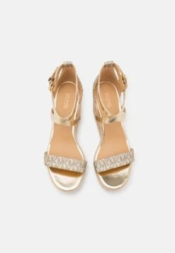 MICHAEL Michael Kors Serena- Sandalen Met Hoge Hak - Gold Coloured -Farfetch Winkel 09e205ba20a140039bf733ba091a862f