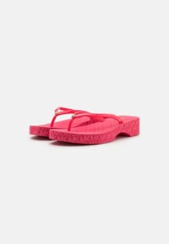 MICHAEL Michael Kors Lilo - Teensandalen - Pink -Farfetch Winkel 0b09de83b0c84e3fb5345d166bff5b4a