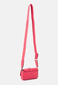 MICHAEL Michael Kors Greenwich Sling Xbody - Schoudertas - Geranium -Farfetch Winkel 0d6ac22a54b74eb58b7db9d8dc302a1d