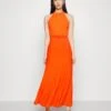 MICHAEL Michael Kors Halter Maxi Dress - Maxi-Jurk - Optic Orange 2 MICHAEL Michael Kors Halter Maxi Dress - Maxi-Jurk - Optic Orange -Farfetch Winkel 102e0e0bf5134dd7a0bd1f5f8aa3a5d2