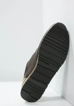 MICHAEL Michael Kors Allie - Sneakers Laag - Brown 14 MICHAEL Michael Kors Allie - Sneakers Laag - Brown -Farfetch Winkel 10df30176f884cd18f6628d55236e9cf