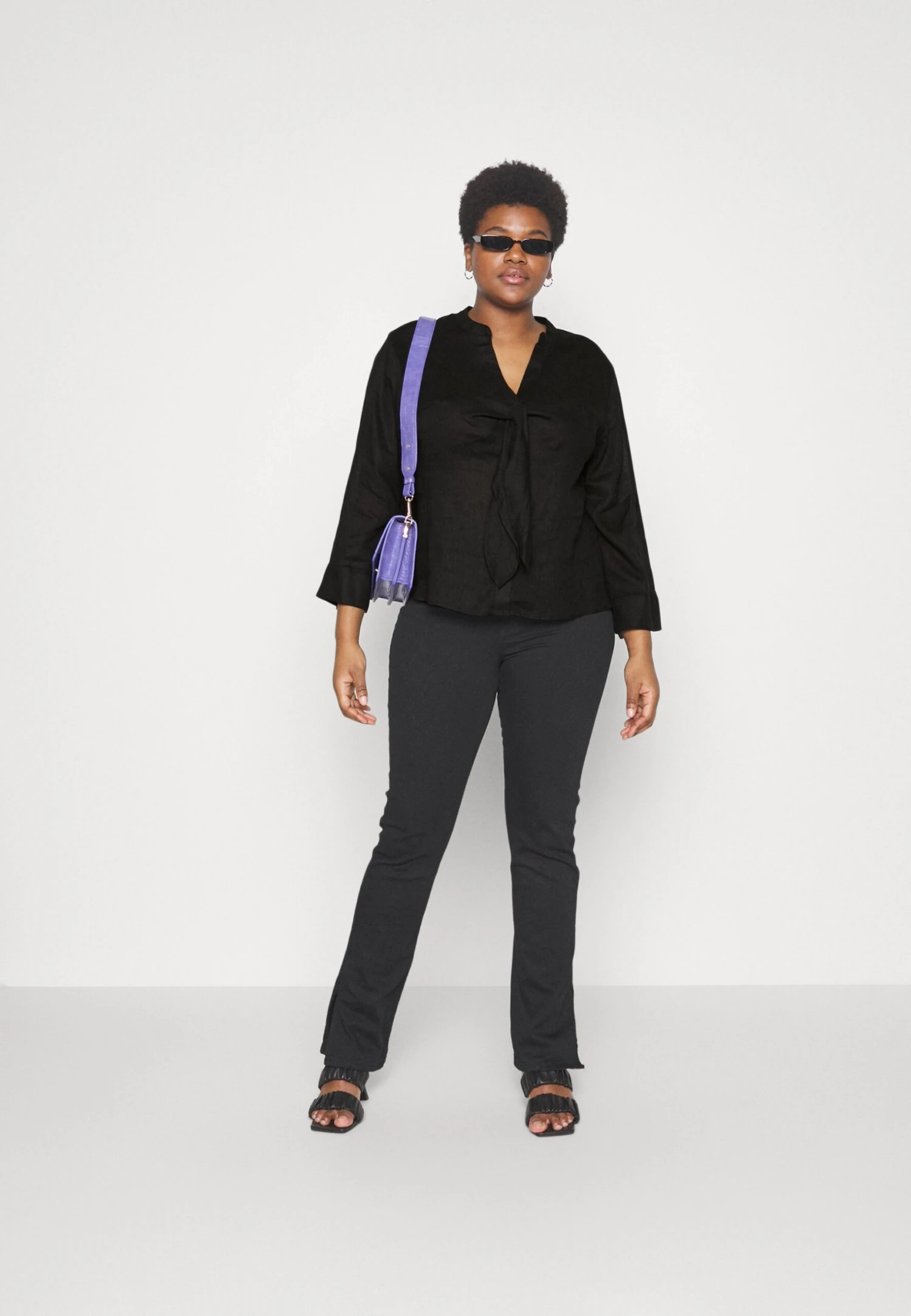 MICHAEL Michael Kors Solid Tie Blouse - Blouse - Black 4 MICHAEL Michael Kors Solid Tie Blouse - Blouse - Black - Afbeelding 2
