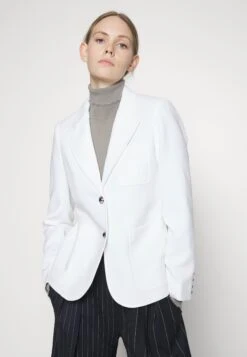 MICHAEL Michael Kors Patch Fitted Blazer - Blazer - White -Farfetch Winkel 11d23ddb6882450a85002816ae166fdb