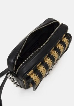 MICHAEL Michael Kors Parker Swag Camera Xbody - Schoudertas - Nature/Black -Farfetch Winkel 1294123d990049c8a2dcb17f971b3c9d