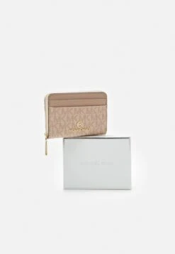 MICHAEL Michael Kors Jet Set Coin Card Case - Portemonnee - Ballet -Farfetch Winkel 18ae000fa673494d961c3bd85e61e736