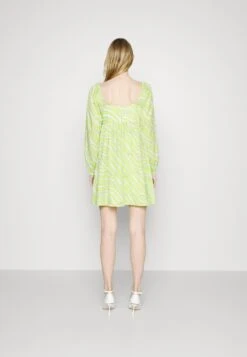 MICHAEL Michael Kors Zebra Mini- Jurk - Brt Limeade -Farfetch Winkel 1c34e169b59d4fbaae03489da0af6cca