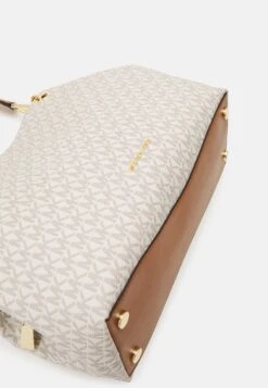 MICHAEL Michael Kors Kensington Tote - Handtas - Vanilla -Farfetch Winkel 1c8a05e7240e4284a11be217e0d67461