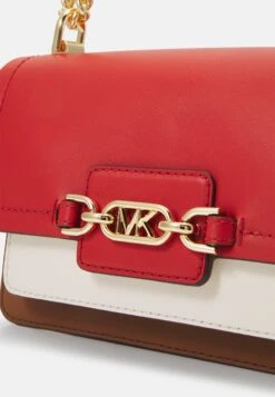 MICHAEL Michael Kors Heather Xbody - Handtas - Red -Farfetch Winkel 1c9a5212f9b34253ba0788e33d3ded84