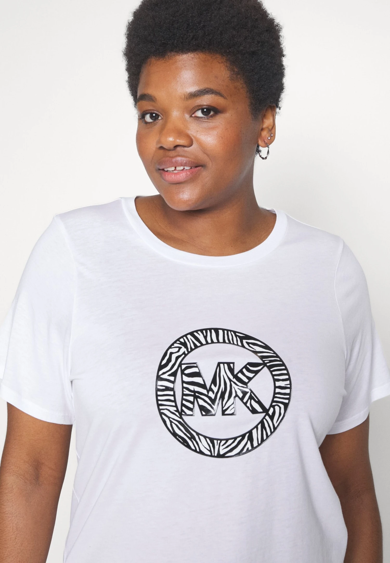 MICHAEL Michael Kors Zebra Charm Logo Tee - T-Shirt Print - White 6 MICHAEL Michael Kors Zebra Charm Logo Tee - T-Shirt Print - White - Afbeelding 4