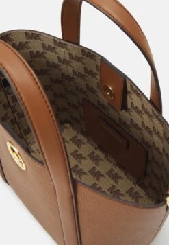 MICHAEL Michael Kors Hadleigh Tote - Handtas - Luggage -Farfetch Winkel 1cf51bb8314f4dd2a15d88a44c0d5dc5