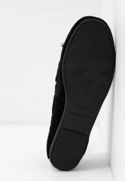 MICHAEL Michael Kors Sutton - Mocassins - Black 15 MICHAEL Michael Kors Sutton - Mocassins - Black -Farfetch Winkel 1d39b8dbb9854638b027c2157fc7c866