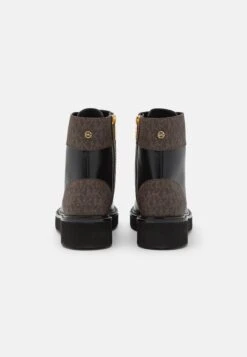 MICHAEL Michael Kors Aniya Lug- Veterboots - Black/Brown 12 MICHAEL Michael Kors Aniya Lug- Veterboots - Black/Brown -Farfetch Winkel 232f113fafb34bd5ba9086e5cfe92cbe