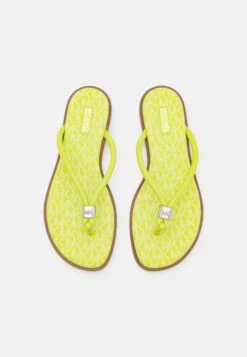 MICHAEL Michael Kors Annie Thong - Teensandalen - Green -Farfetch Winkel 244f4c7a15db44f5a4aa3e99c99621f0