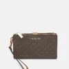 MICHAEL Michael Kors Jet Set Wristlet - Portemonnee - Brown