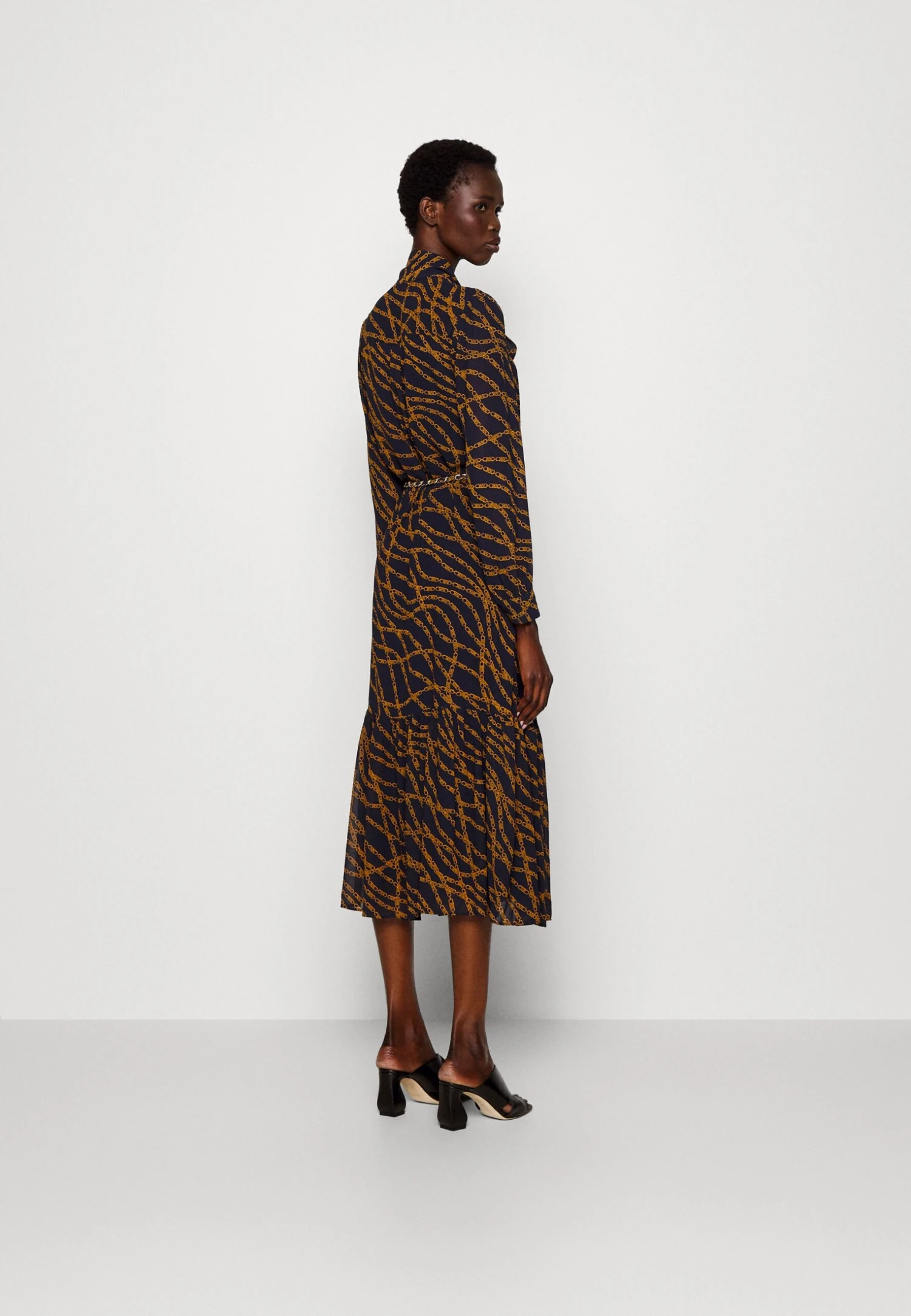 MICHAEL Michael Kors Bias Empire Midi Tie - Jurk - Marigold 5 MICHAEL Michael Kors Bias Empire Midi Tie - Jurk - Marigold - Afbeelding 3