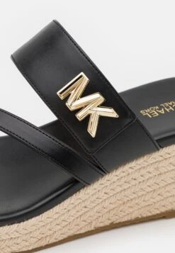 MICHAEL Michael Kors Jilly Mid Wedge - Muiltjes Met Hak - Black -Farfetch Winkel 2e4071f8fb3c4a509ee3cf095aa5f43d