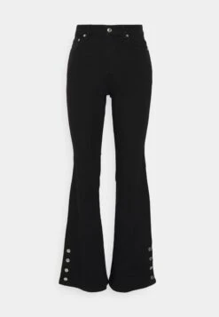 MICHAEL Michael Kors Selma Shank - Flared Jeans - Black -Farfetch Winkel 328faa3b55e84d1f8effff793766b0f3