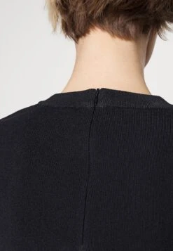 MICHAEL Michael Kors Mega Dot Crew - T-Shirt Print - Black 11 MICHAEL Michael Kors Mega Dot Crew - T-Shirt Print - Black -Farfetch Winkel 32d4b9b1bc3446bb8cdfc89373276445