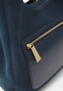 MICHAEL Michael Kors Lillie Chain Tote - Handtas - Navy -Farfetch Winkel 36e56d74526848c386810561e909be46