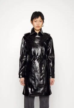 MICHAEL Michael Kors Faux Ptnt Trench - Trenchcoat - Black