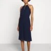 MICHAEL Michael Kors Chain Neck Midi Dress- Cocktailjurk - True Navy 2 MICHAEL Michael Kors Chain Neck Midi Dress- Cocktailjurk - True Navy -Farfetch Winkel 379d315d0c964b40b25712118b18dc86