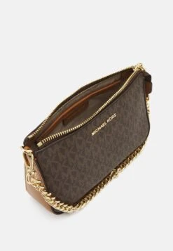 MICHAEL Michael Kors Jet Set Chain Pouchette - Clutch - Brown -Farfetch Winkel 3b6db9d901f74cd187146bb7ebee4bc9