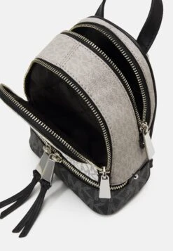 MICHAEL Michael Kors Rhea Zip Xs Backpack - Rugzak - Black/Grey -Farfetch Winkel 3bc0cfb712724befacfd0fa7de735802