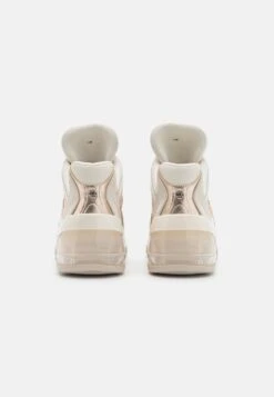 MICHAEL Michael Kors Olympia- Sneakers Laag - Cream -Farfetch Winkel 3c5839adfdf74d869173f457b522b427