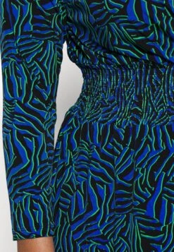 MICHAEL Michael Kors Wrap - Jerseyjurk - Royal -Farfetch Winkel 3ca6b373d4c046d8bc94f38bfe1bf02f