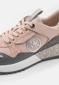 MICHAEL Michael Kors Theo Trainer - Sneakers Laag - Soft Pink/Multi Coloured 15 MICHAEL Michael Kors Theo Trainer - Sneakers Laag - Soft Pink/Multi Coloured -Farfetch Winkel 3e2c23e7edb44f578c74c17423019d20