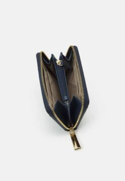 MICHAEL Michael Kors Jet Set Coin Card Case - Portemonnee - Light Blue -Farfetch Winkel 3f796a7881ec417d8e6bae83a739437d