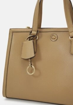 MICHAEL Michael Kors Chantal Satchel - Handtas - Camel -Farfetch Winkel 40ea3323a3094b1c8b8f0cf327693c53