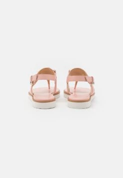 MICHAEL Michael Kors Rory Thong - Teensandalen - Pink -Farfetch Winkel 443a03b837ec4f66b62424ff31e59c0b