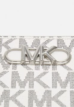 MICHAEL Michael Kors Parker Key Card Holder - Portemonnee - White -Farfetch Winkel 45792ebb396e47638dbe0620ba2fd8f5