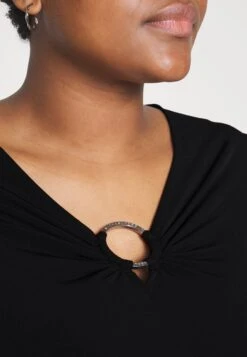 MICHAEL Michael Kors Ring Cut Out- Jerseyjurk - Black -Farfetch Winkel 491b1bdd593141c790518ab9efac7b8c