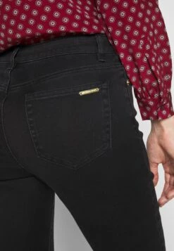 MICHAEL Michael Kors Selma- Jeans Skinny Fit - Black -Farfetch Winkel 4c9a4e82433d4ee9821232c5d790cee6