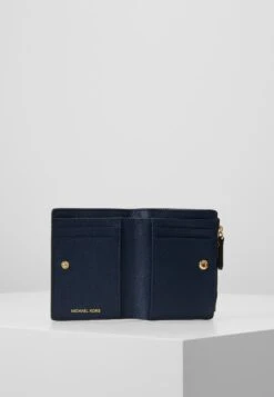 MICHAEL Michael Kors Jet Set Snap Billfold Small - Portemonnee - Navy -Farfetch Winkel 4e5aa462819942bc94cd232e8163c578