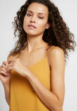 Michael Kors Hearts - Armband - Rose Gold-Coloured -Farfetch Winkel 4f239d6d016f4e85acb64287f7a9eef4