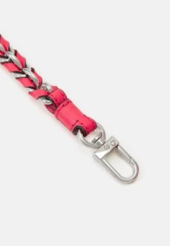 MICHAEL Michael Kors Slater Sling Pack - Schoudertas - Geranium 12 MICHAEL Michael Kors Slater Sling Pack - Schoudertas - Geranium -Farfetch Winkel 5106ca0ad0544fec8e8bcc25c33ac2dd