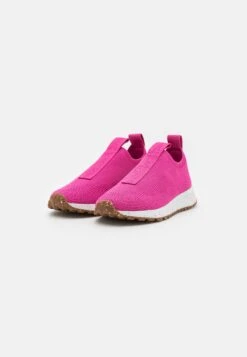 MICHAEL Michael Kors Bodie Slip On - Sneakers Laag - Cerise -Farfetch Winkel 531bc163f8394513962b8544d651cef2