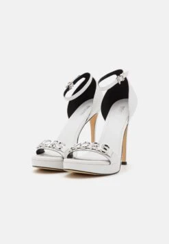 MICHAEL Michael Kors Jordyn Platform- Sandalen Met Hoge Hak - Optic White -Farfetch Winkel 54d6a5728065468fb0f91e2bc2f18b55