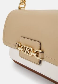 MICHAEL Michael Kors Heather- Handtas - Camel Multi-Coloured -Farfetch Winkel 553e86258c2c4174811e2db51f3233af