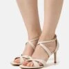 MICHAEL Michael Kors Kinsley - Sandalen Met Hoge Hak - Light Cream -Farfetch Winkel 578254c01b7840a4aaffd9767915500c