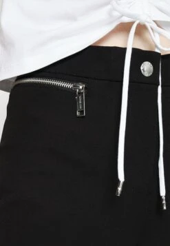 MICHAEL Michael Kors Zip Pant - Broek - Black -Farfetch Winkel 5ae49ca1f6824ed7bc8e01092c492e1f
